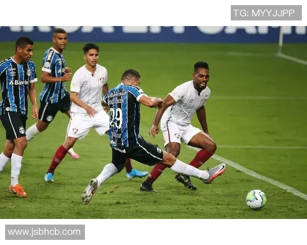 桑托斯与瓦斯科达伽马激战正酣比分揭晓引发球迷热议 桑托斯与瓦斯科达伽马激战正酣比分揭晓引发球迷热议